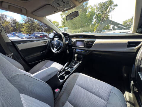 2015 Toyota Corolla LE