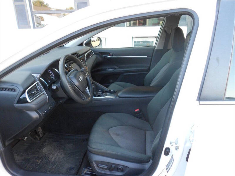 2018 Toyota Camry LE