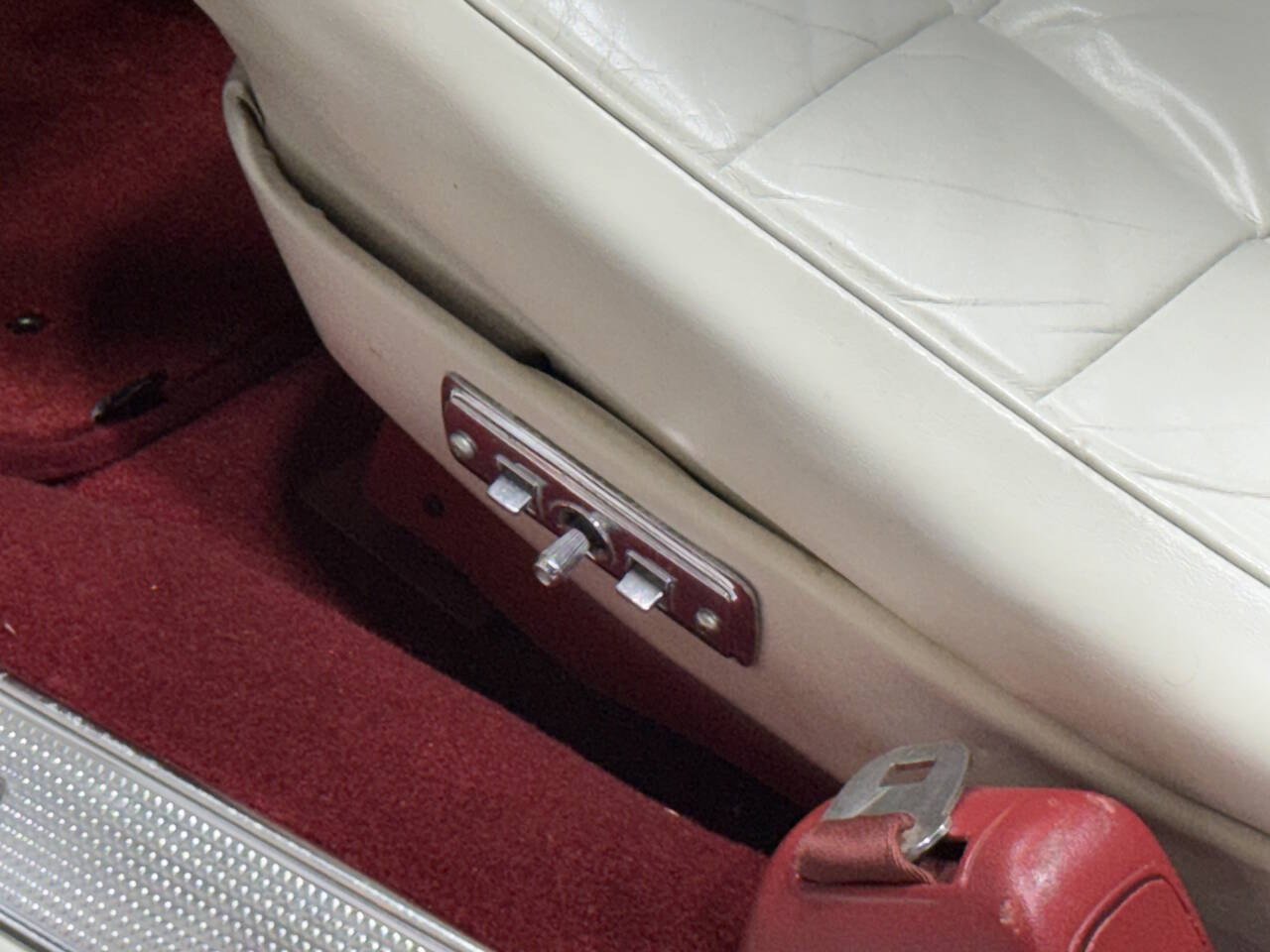 1975 Cadillac Eldorado 74