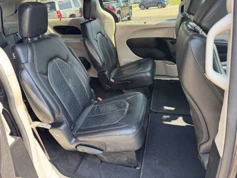 2019 Chrysler Pacifica Touring L