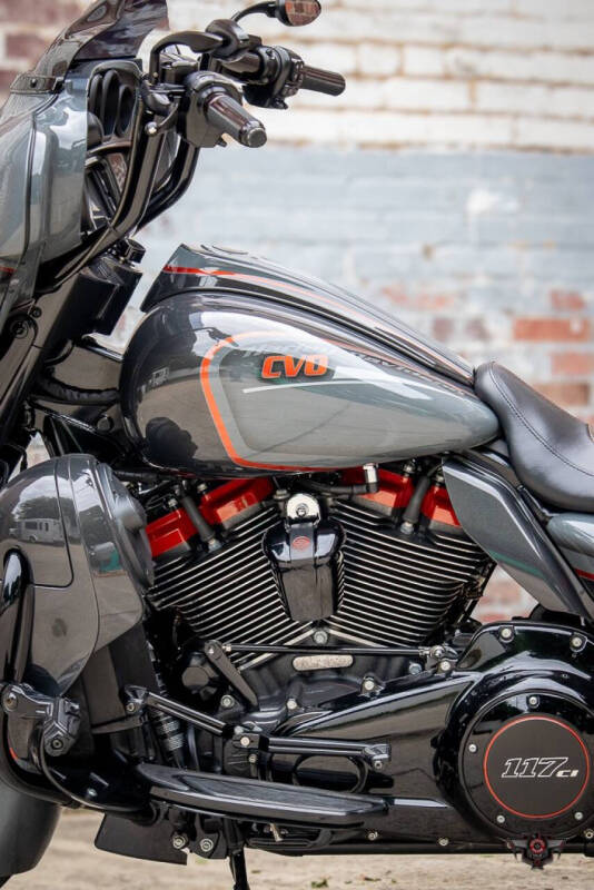2018 Harley-Davidson CVO ST Glide