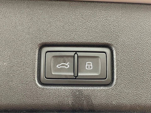 2023 Audi Q4 e-tron quattro Prestige 50