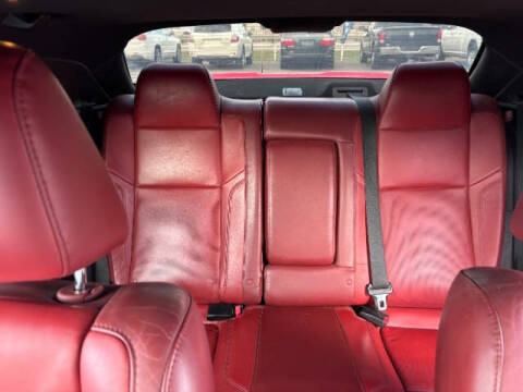 2016 Dodge Challenger SXT Plus