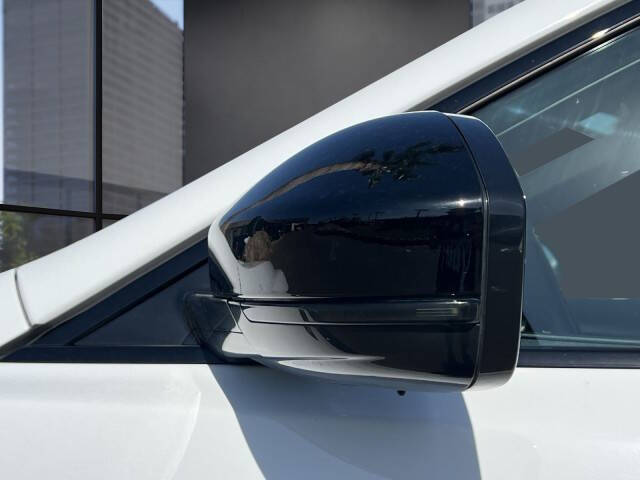 2025 Jaguar F-PACE P250 R-Dynamic S