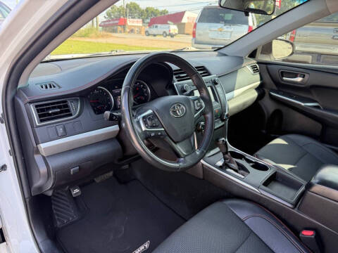 2017 Toyota Camry SE