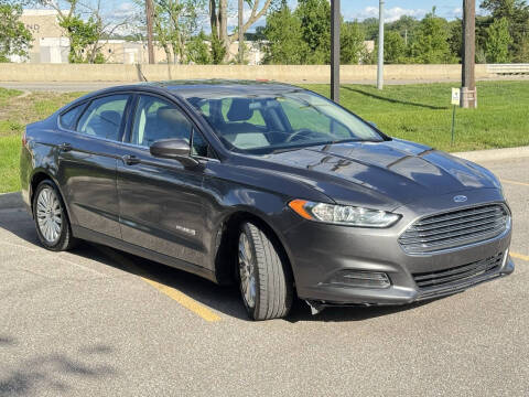 2015 Ford Fusion Hybrid S