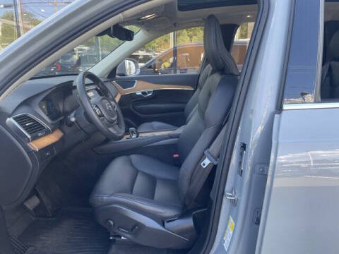 2024 Volvo XC90 B6 Core Bright Theme