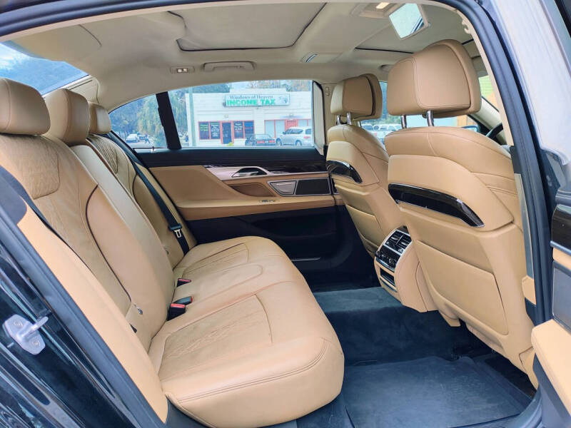 2016 BMW 7 Series 740i