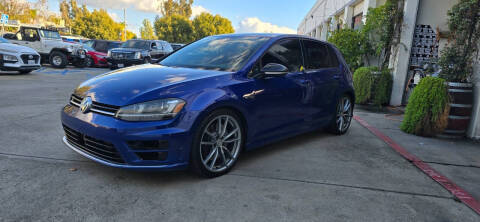 2017 Volkswagen Golf R 4Motion