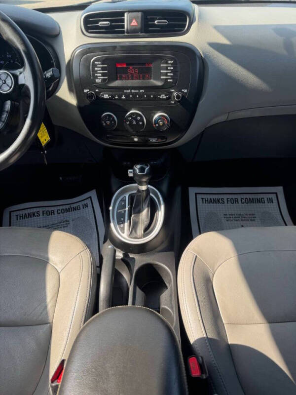 2014 Kia Soul +