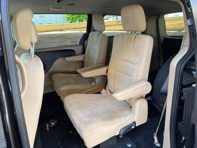 2016 Dodge Grand Caravan SE
