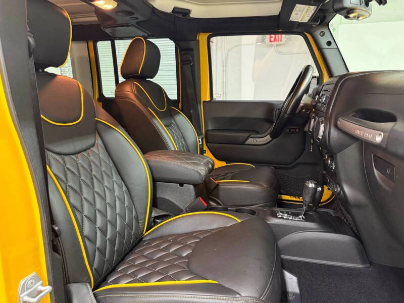 2015 Jeep Wrangler Unlimited Sport