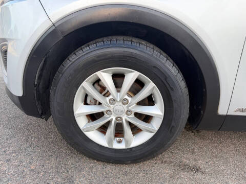2017 Kia Sorento LX
