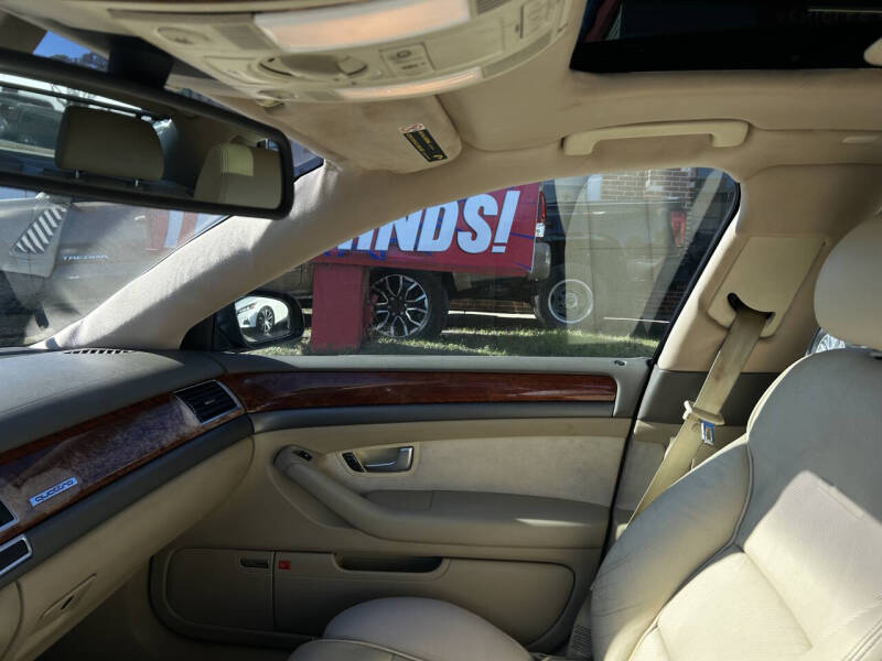 2005 Audi A8 quattro