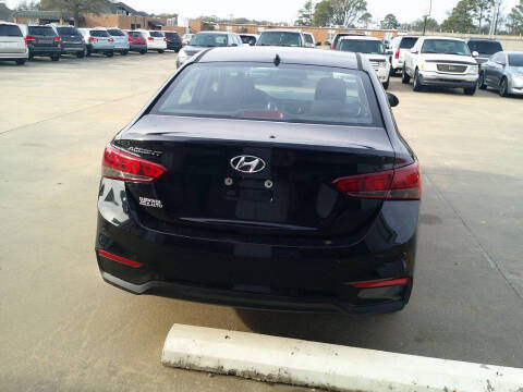 2020 Hyundai Accent SE