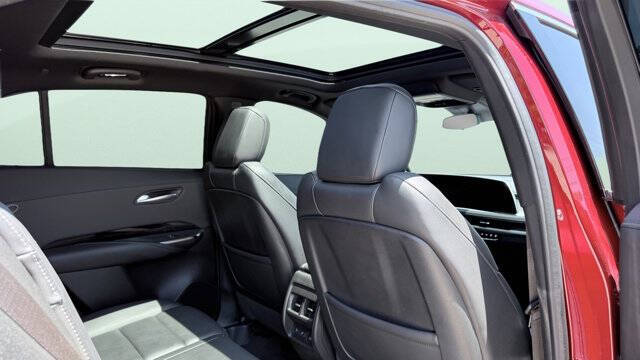 2024 Cadillac XT4 Luxury