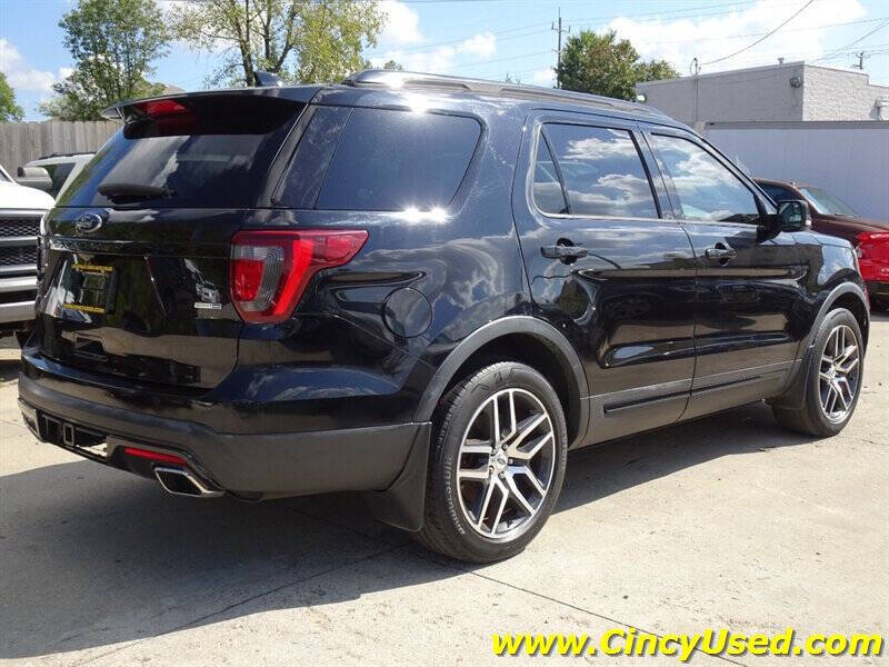 2017 Ford Explorer Sport