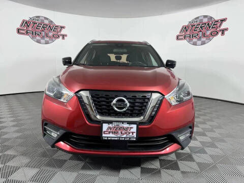 2020 Nissan Kicks SR