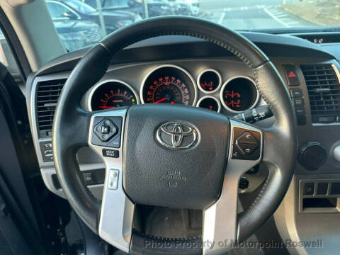 2017 Toyota Sequoia SR5