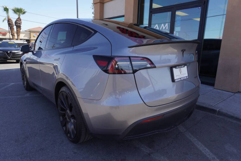 2024 Tesla Model Y Performance