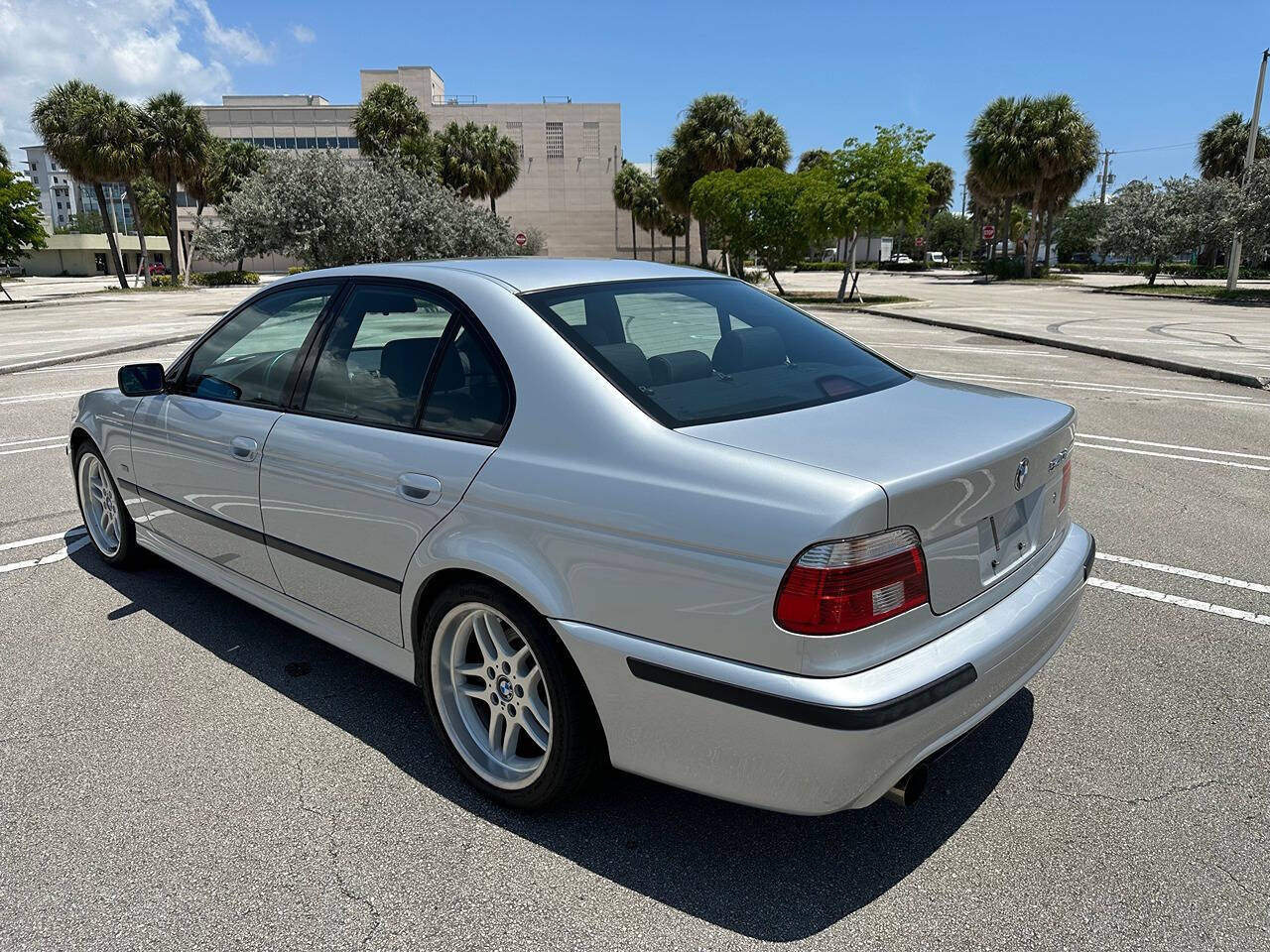 2003 BMW 5 Series 166