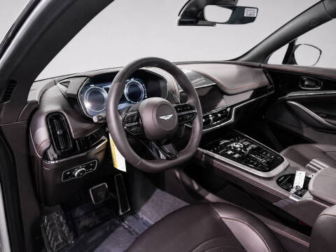 2026 Aston Martin DBX 707