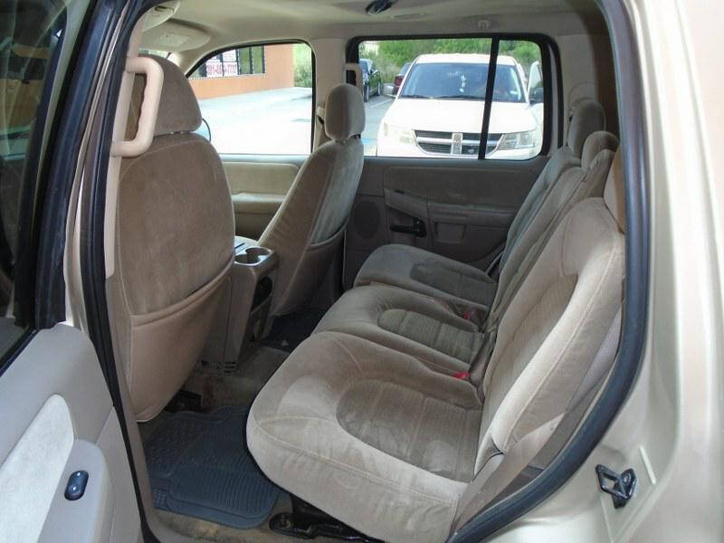 2005 Ford Explorer XLT