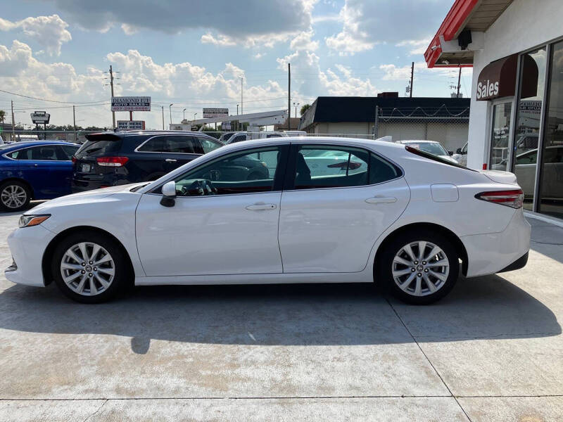 2019 Toyota Camry LE
