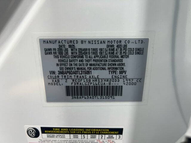 2026 Nissan Kicks SR