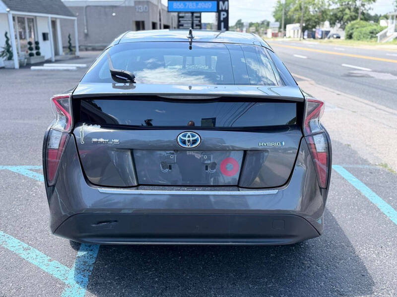 2016 Toyota Prius Two