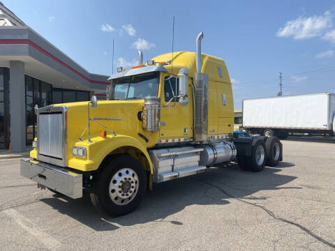 2015 Western Star 4900 SF