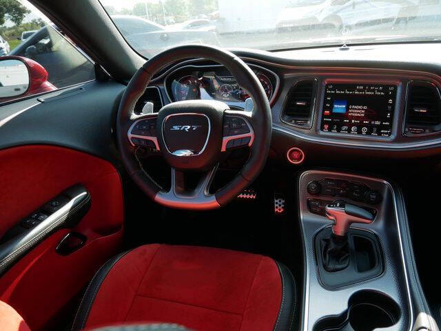 2015 Dodge Challenger SRT Hellcat