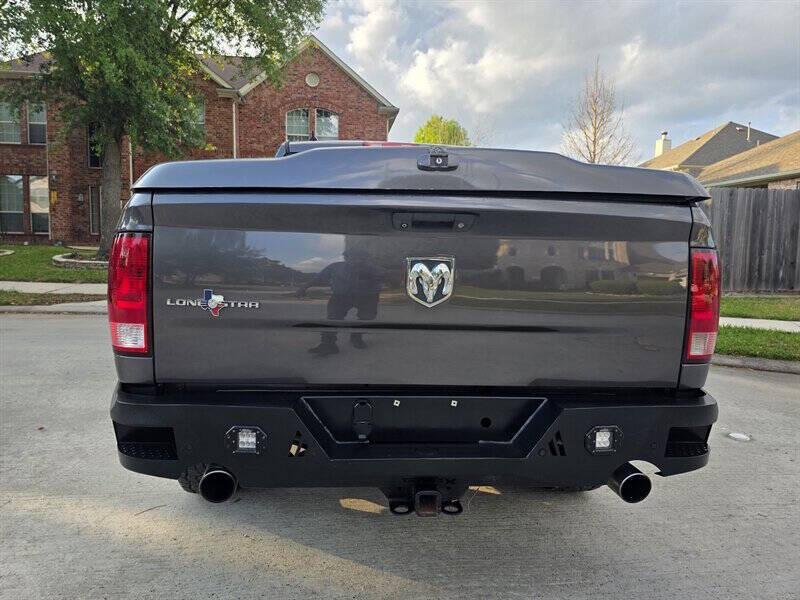 2015 RAM 1500 SLT