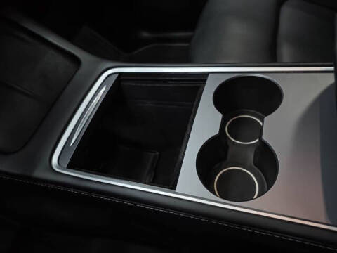 2024 Tesla Model Y Performance