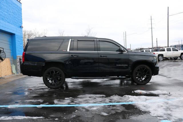 2017 Chevrolet Suburban LT