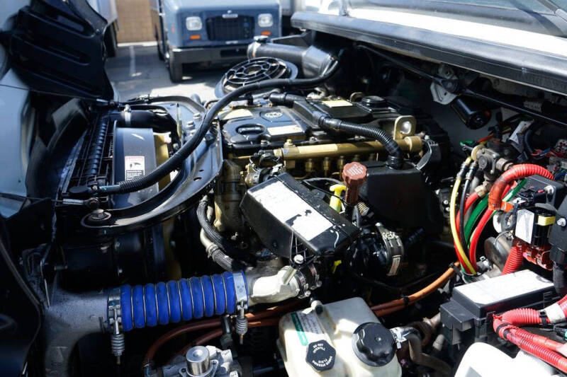 2019 Freightliner M2 106