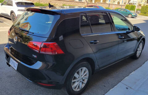 2016 Volkswagen Golf TSI S