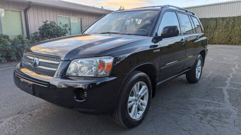 2007 Toyota Highlander Hybrid for sale at Bates Car Company in Salem OR