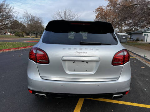 2012 Porsche Cayenne Tiptronic