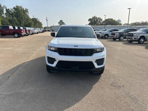 2024 Jeep Grand Cherokee Altitude