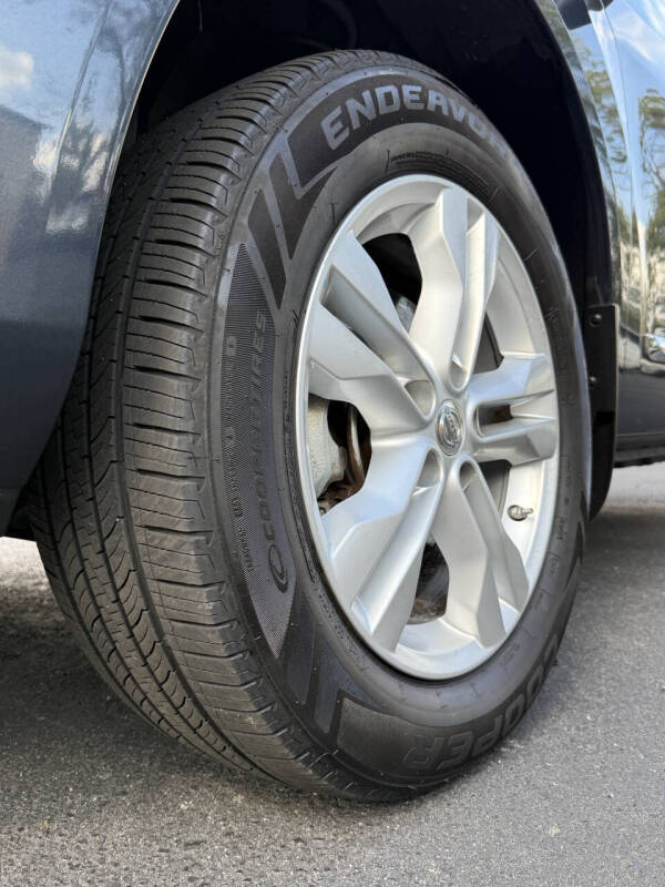 2012 Nissan Rogue SV