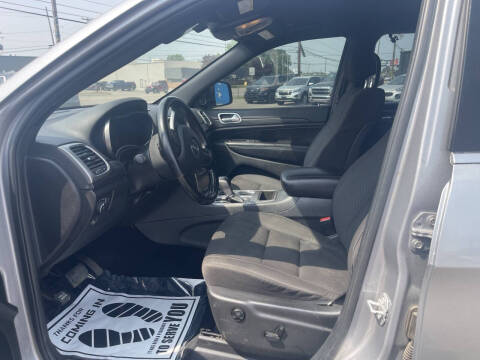 2020 Jeep Grand Cherokee Laredo