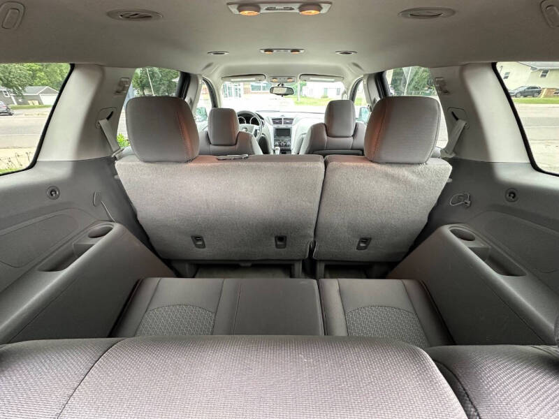 2012 Chevrolet Traverse LS