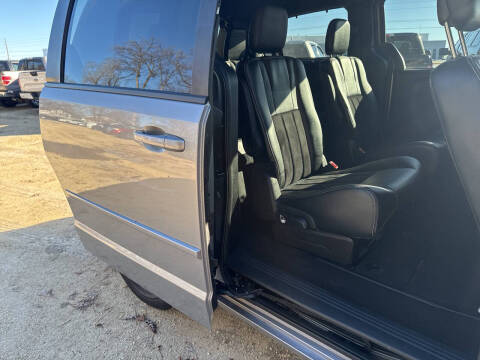 2016 Dodge Grand Caravan SXT Plus