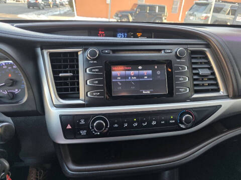 2018 Toyota Highlander LE