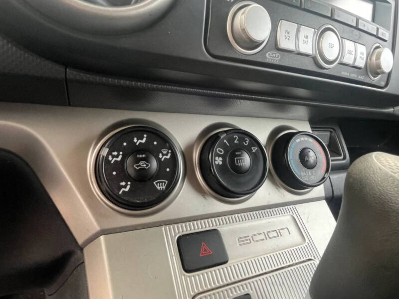 2008 Scion xB