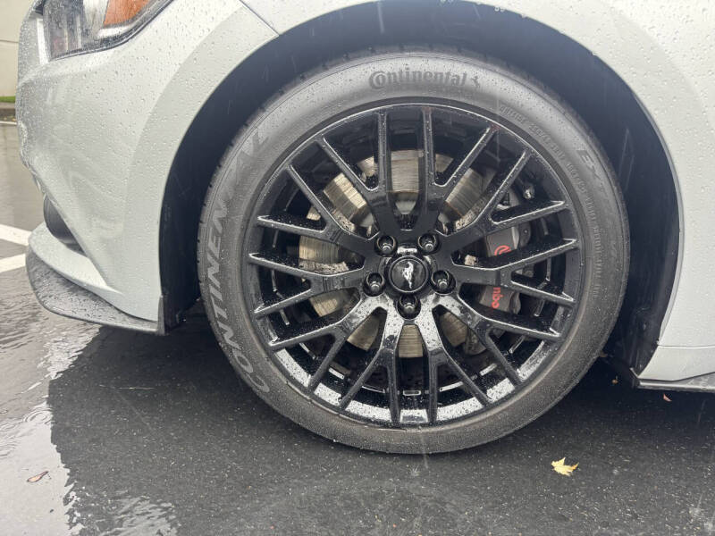 2017 Ford Mustang GT