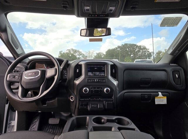 2024 GMC Sierra 2500HD Pro