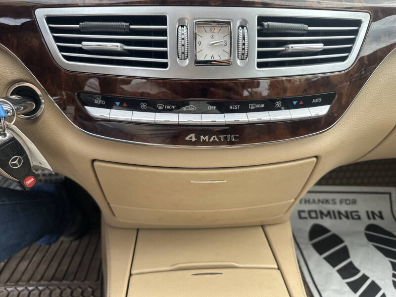 2008 Mercedes-Benz S-Class S 550 4MATIC