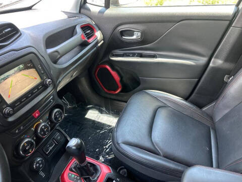 2015 Jeep Renegade Trailhawk